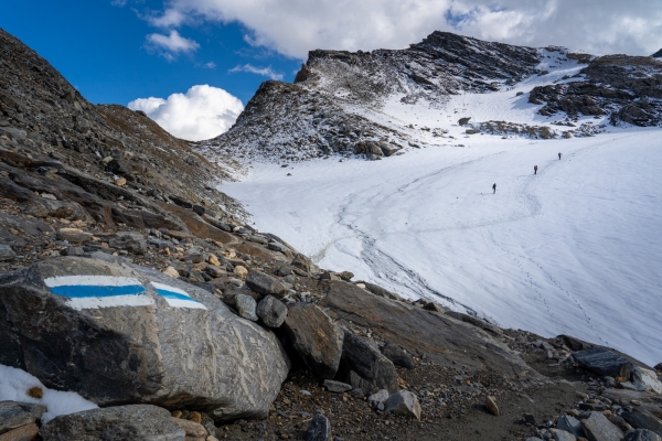 Im Gebirge hoch über Saas-Fee