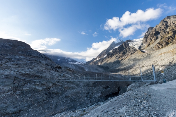 Vue sur un glacier valaisan