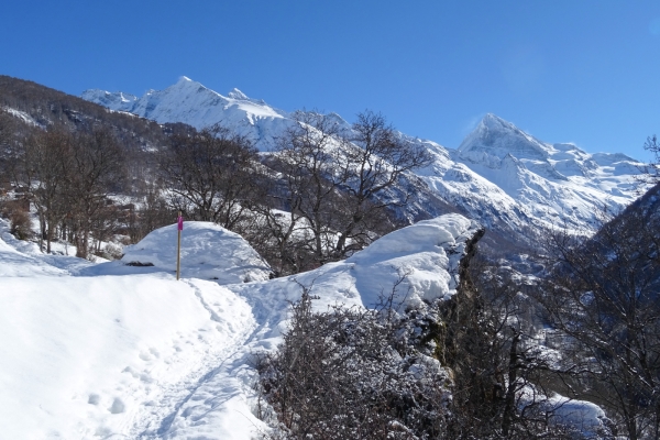 Sur la terrasse ensoleillée du Val d’Hérens