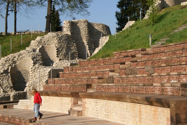 Von der Römerstadt ins Erlebnisbad