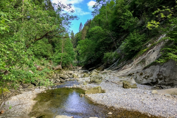 Schöne Aussichten auf dem Eggen Höhenweg