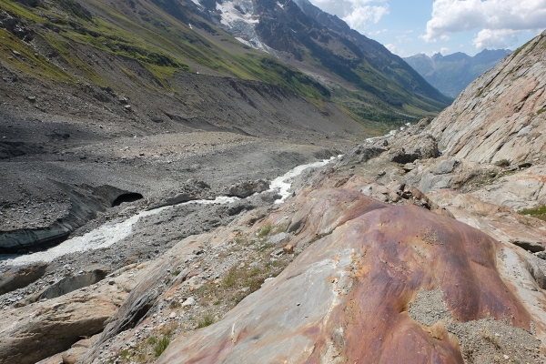 Un glacier qui s’effrite dans le Lötschental