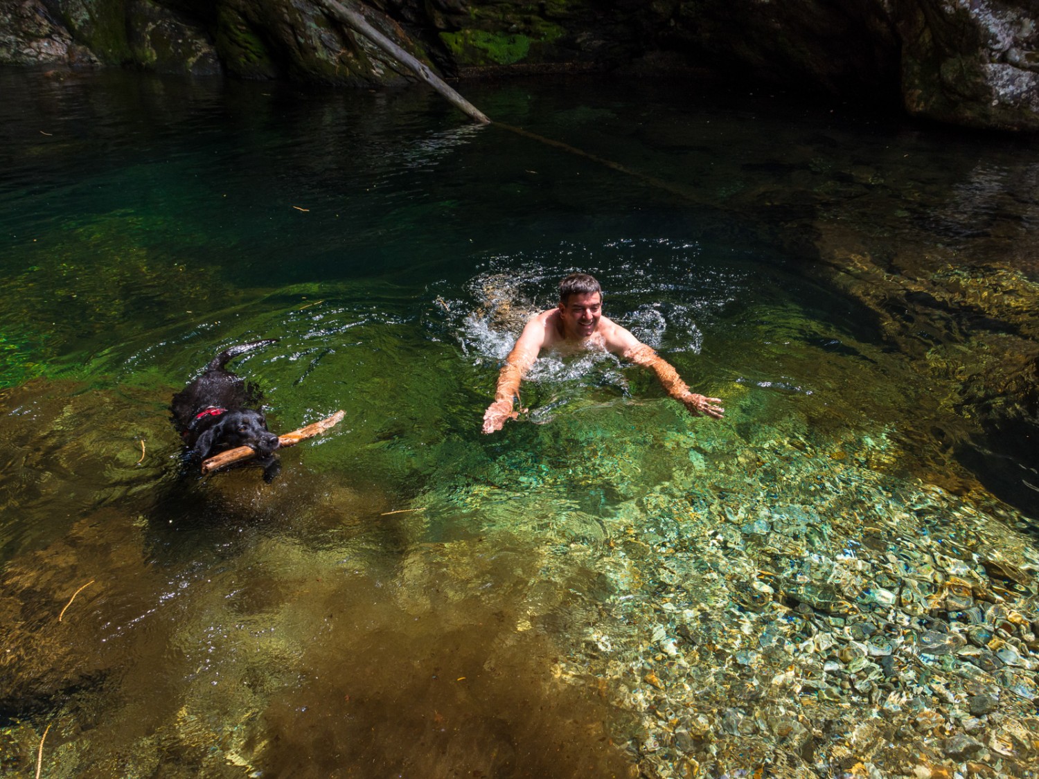 Piscina naturale in fondo alla Valle del Salto. Foto: Franz Ulrich