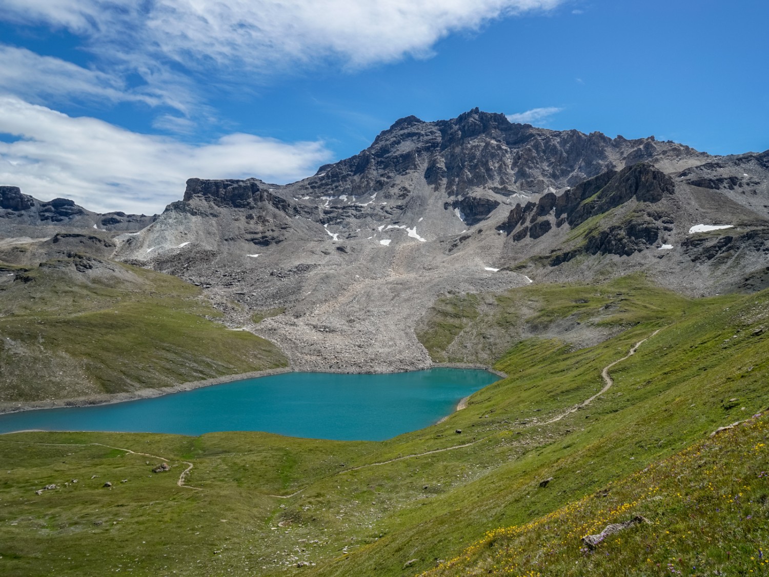 Der Lac de Lona unter der Sasseneire. Bild: Fredy Joss 