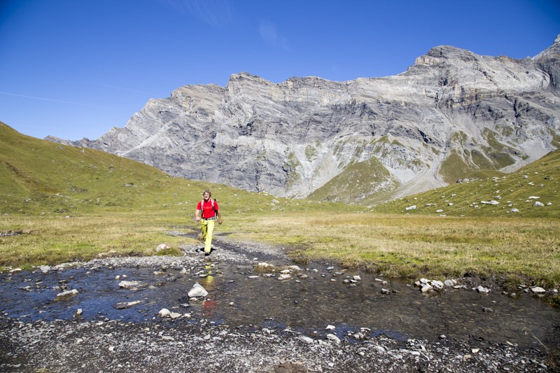 Les faces calcaires impressionantes du massive des Diablerets marquent le paysage. Photo: Markus Ruff