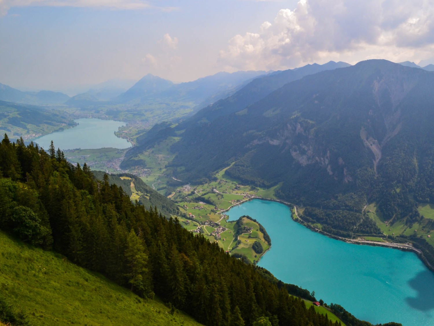 Lungerersee und Sarnersee im Hintergrund. Bild: Sabine Joss