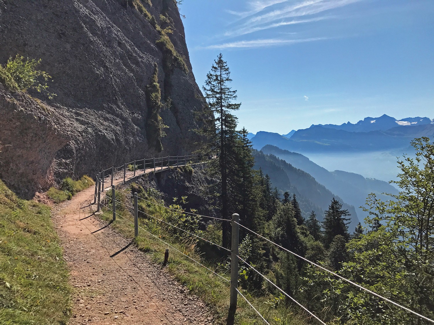 Auf dem Felsenweg.
Bilder: Werner Forrer