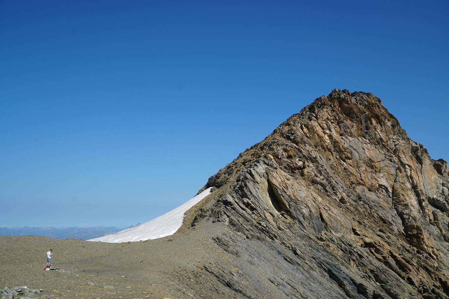 Karge Alpinlandschaft auf dem Gemsfairenjoch. Bilder: Mia Hofmann