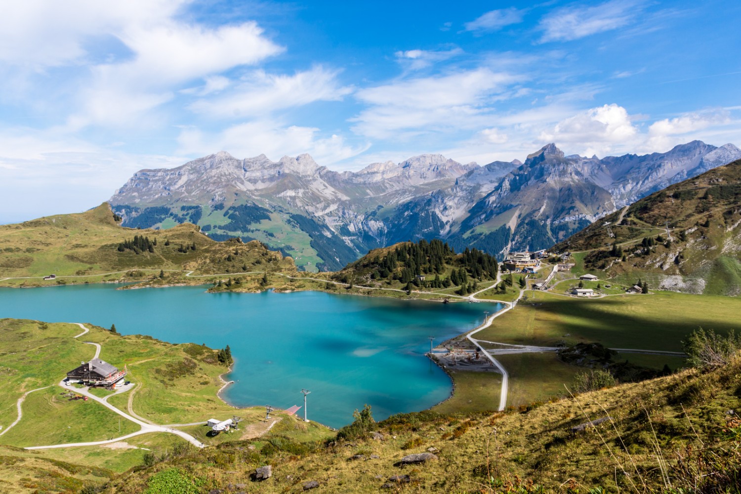 Der türkisblaue Trüebsee. Bild: Franz Ulrich