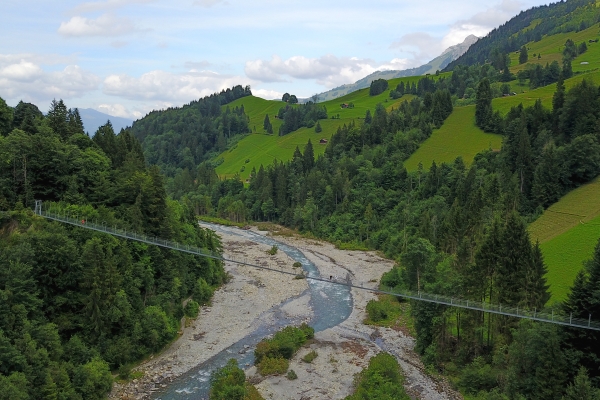 Paysage alluvial dans l’Entschligetal