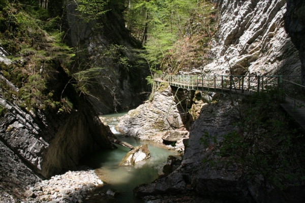 Den Jaunbach entlang 