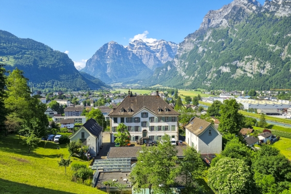 Aussichtsreiche Frühlingstour über dem Walensee