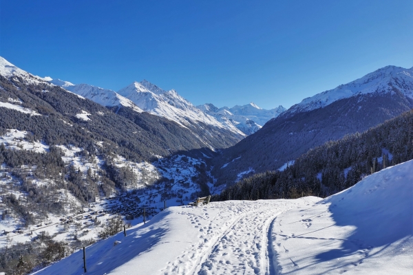 Jeux d’ombres dans le Val d’Anniviers