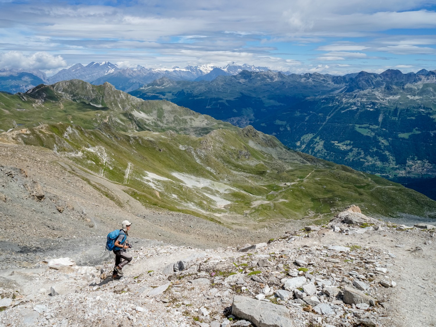 Kurz vor dem Col des Becs de Bosson mit Blick hinunter Richtung Bendolla. Bild: Fredy Joss