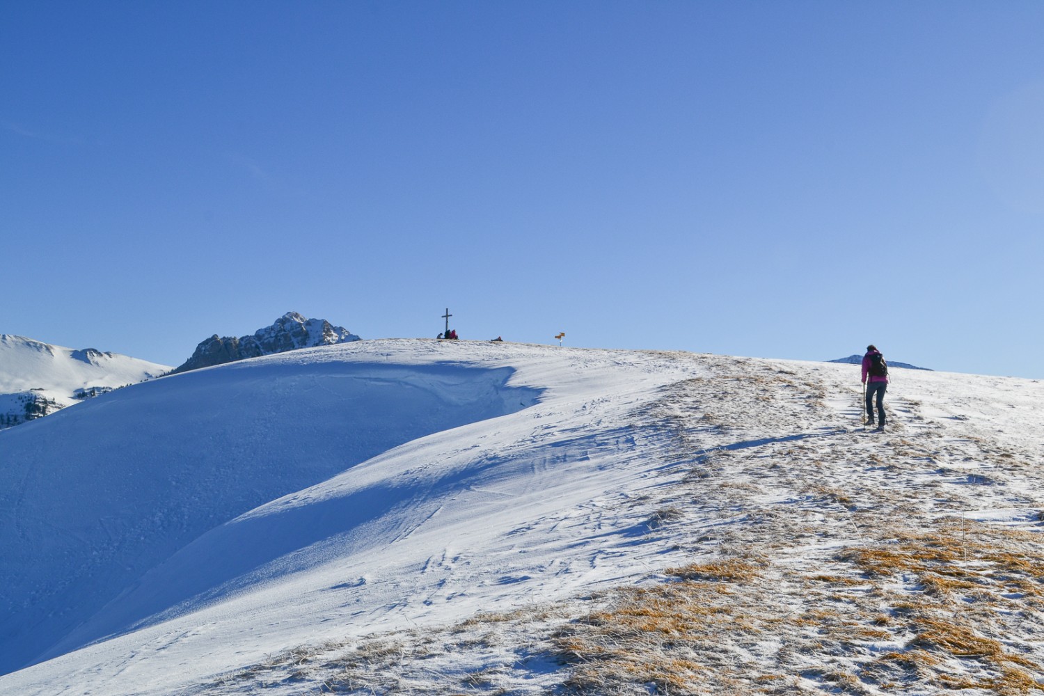 Auf dem flachen Niremont trifft man im Spätherbst oft schon winterliche Verhältnisse an.