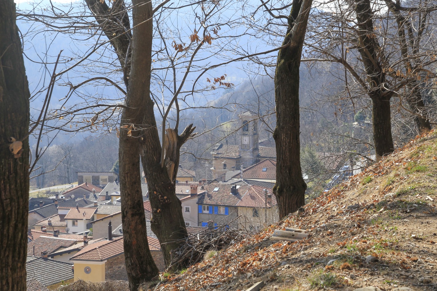 Der Weg streift das Dorf Vezio. Bild: Elsbeth Flüeler