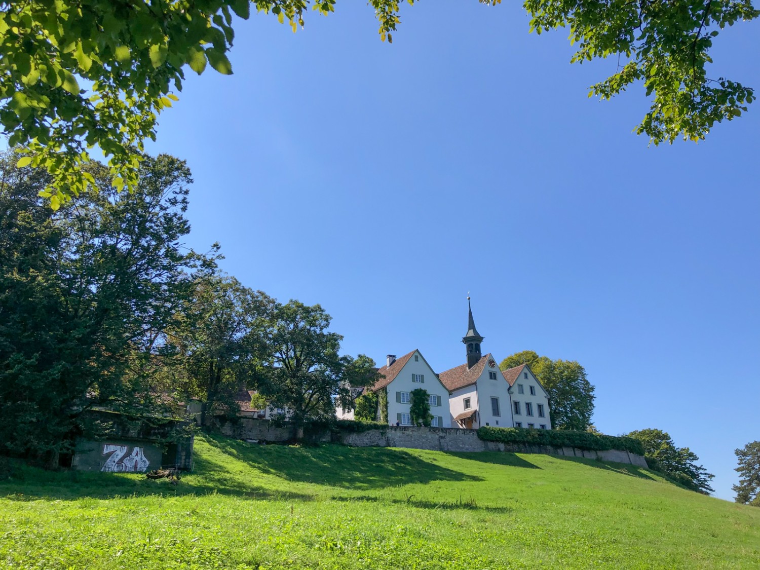 Am Ziel: die Kirche St. Margarethen. Bild: Thomas Gloor