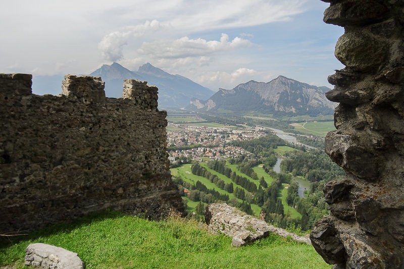 Die Ruine Wartenstein ist der letzte der vielen Höhepunkte. Bild: Vera In-Albon