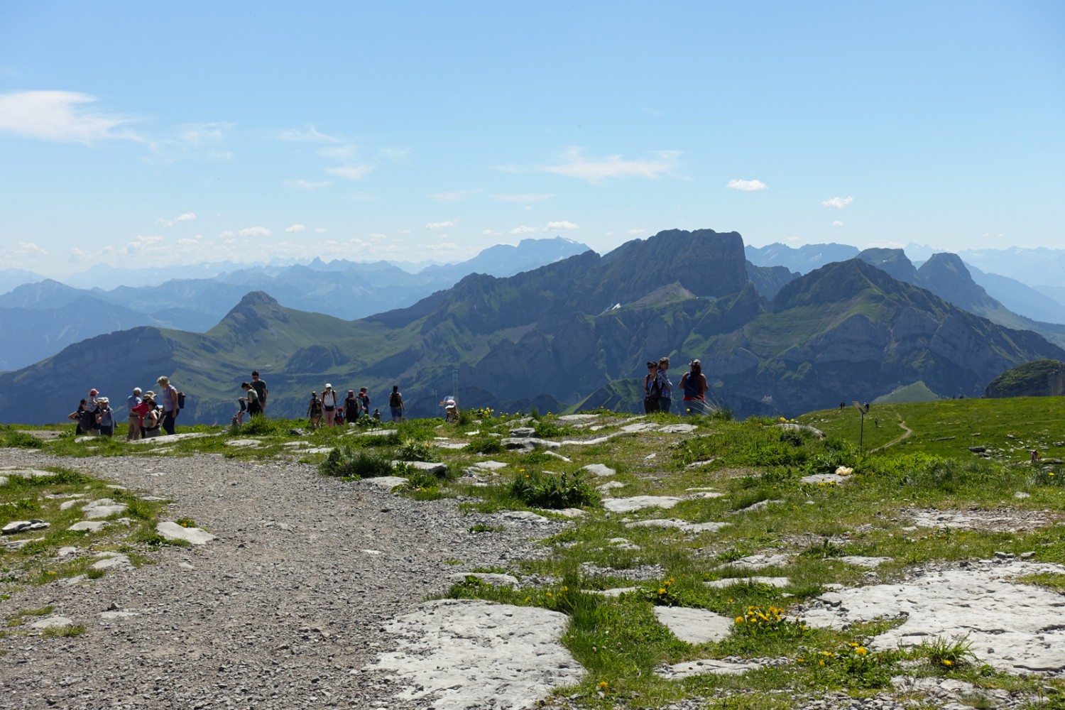 Blick vom Cha&#776;serrugg in Richtung Alviergebiet. Bild: Christiana Sutter 